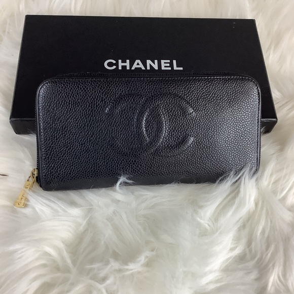 ❤️🔥🖤 Chanel Black Caviar Leather Cc Logo Zippy L-gusset Wallet🖤GENDERLESS